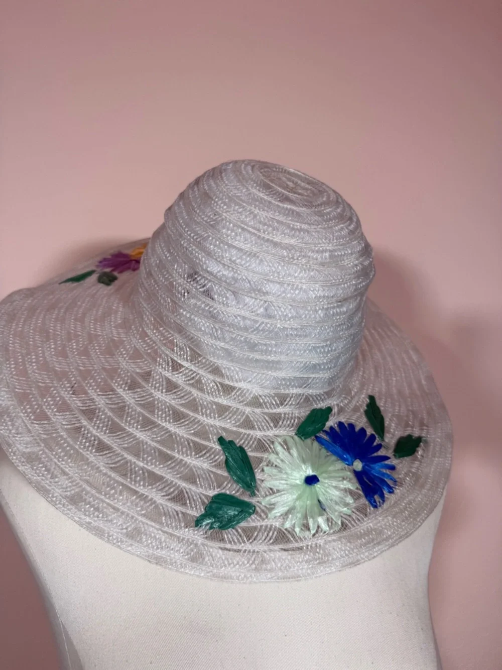 Vintage 1970's White Lace Embroidered Flower Wedding floppy SunHat Derby - Picture 5 of 16